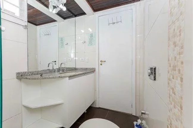 Imagem Apartamento para Venda em Curitiba, Água Verde, 3 dormitórios, 1 suíte, 2 banheiros, 2 vagas
