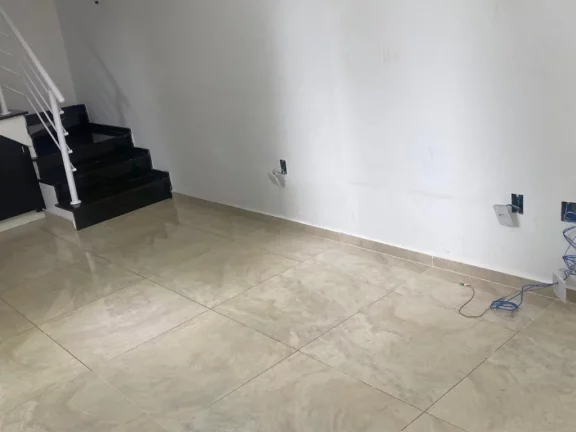 Imagem Apartamento sem condomínio à venda em Santo André - Vila Linda: 2 quartos, 1 banheiro, 1 vaga de garagem, 90m².