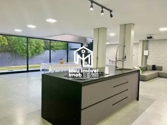 Imagem SHA Conjunto 4 Arniqueiras Casa Laje 3 Quartos 3 Suítes 4 Vagas 600 m² Cessão