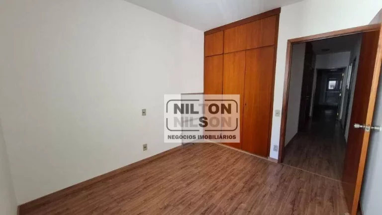 Imagem Apartamento com 3 dormitórios à venda por R$ 590.000,00 - Vila Itapura - Campinas/SP