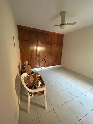 Imagem Casa à Venda no Parque Taquaral - 3 Quartos (1 Suíte) e com Edícula nos fundos - Campinas