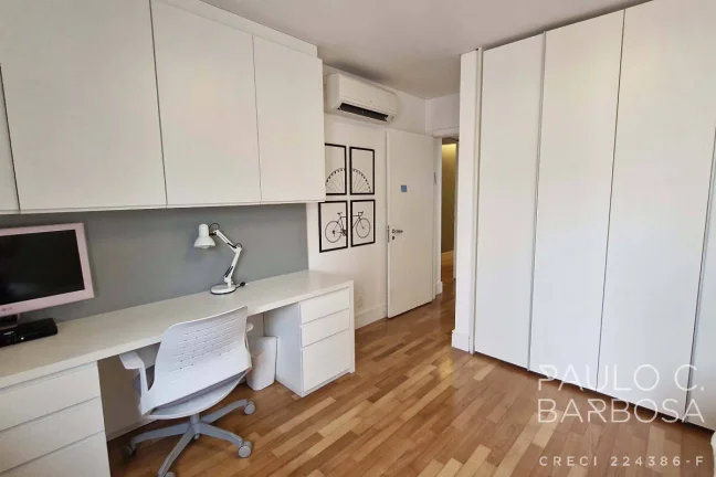 Imagem Higienópolis Venda - 4 Dormitórios (2 Suítes) - 4 Vagas - 300m²