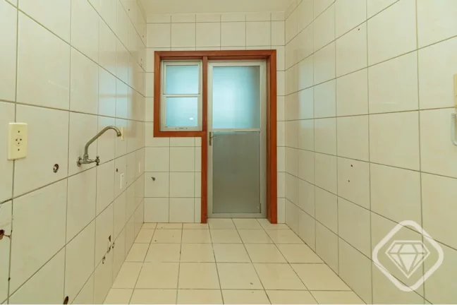 Imagem Apartamento pronto para morar na Avenida Cavalhada
Dois dormitórios, sacada com churrasqueira e vag...