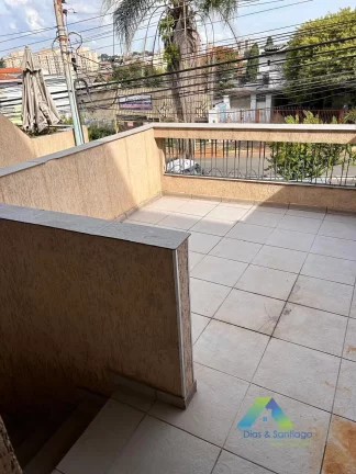 Imagem Casa Sobrado 2 Domts ,2 Banheiros , 2 vagas de garagens , complanejados !!