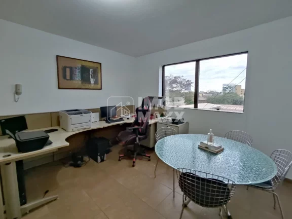 Imagem Sala comercial à venda em Taguatinga Norte, 33m², 1 banheiro, excelente localização. Oportunidade!