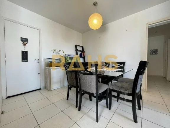 Imagem Cobertura Semi-mobiliada à venda com 1 suíte e 2 quartos, 2 vagas individuais de garagem no melhor...