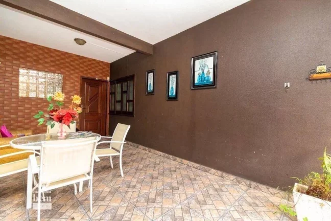 Imagem Sobrado com 398 m², 4 quartos (2 suítes) à venda por R$ 1.300.000 - Bacacheri - Curitiba/PR