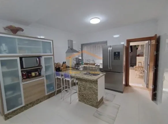 Imagem PORTEIRA FECHADA!!!
Sobrado alto padrão, mobiliado, 2 dormitórios, sendo 1 suíte, living para 2 a...