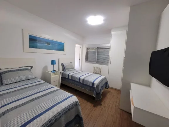 Imagem PITANGUEIRAS - FRENTE AO MAR, BELÍSSIMA VISTA DA PRAIA, LINDO APTO TOTALMENTE REFORMADO E DECORADO, 168 M² ÚTEIS, 02 VAGAS DE GARAGEM, LAZER.