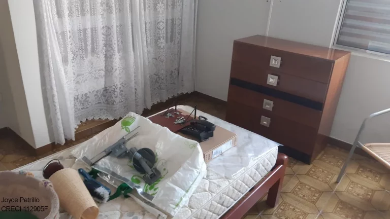 Imagem Apartamento 3 Dormitórios + Salão Comercial em Avenida Movimentada de Peruíbe e a 550 m da Praia. OPORTUNIDADE!!!?