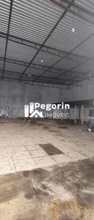 Imagem Galpão à venda em São José dos Pinhais, Guatupê, 270,00m²