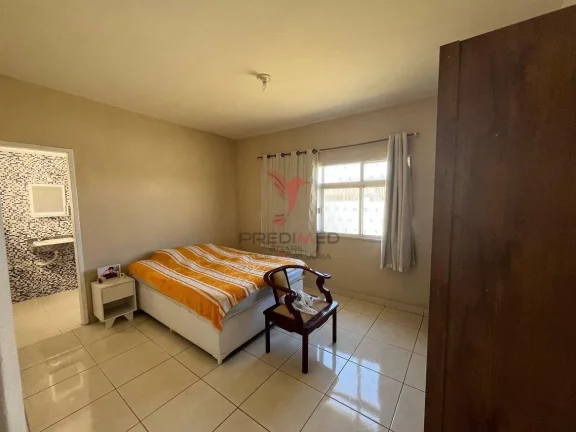 Imagem Casa em Iguaba Grande com 3 Quartos com Piscina por apenas R$ 380.000