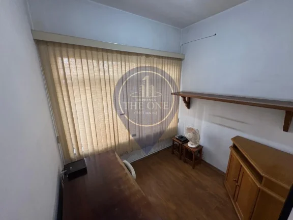 Imagem Imperdível Casa de 4 Quartos na Vila Guarani (z Sul), São Paulo-SP com 243m² e 3 Vagas de Garagem!