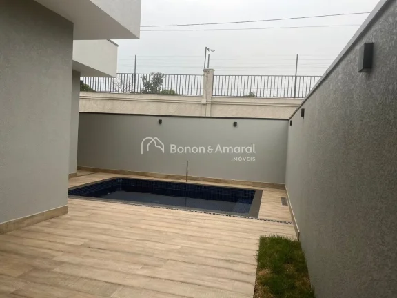 Imagem Maravilhosa casa térrea, acabamento de primeira, com 4 suítes todas com armários e ar condicionad...