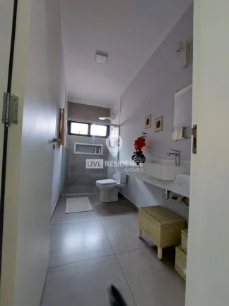 Imagem Linda casa em Condomínio bem localizado !