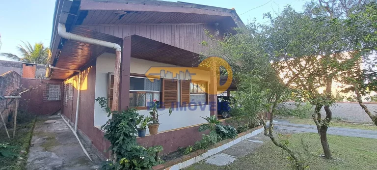 Imagem CASA COM 3 DORMITÓRIOS A 300M DO MAR