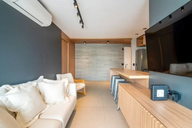 Imagem Apartamento 72M², 2Q, 1 Suíte, 2 Banheiros, 1 Vaga, Varanda, Academia, Piscina Adulto e Infantil, Churrasqueira, Playground, Salão de Festas e Jogos.