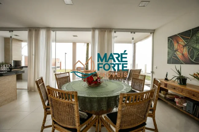 Imagem Maravilhosa casa em condomínio pé na areia em Ubatuba SP