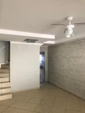 Imagem Sobrado com 2 dormitórios à venda, 89 m² por R$ 380.000,00 - Vila Perracini - Poá/SP