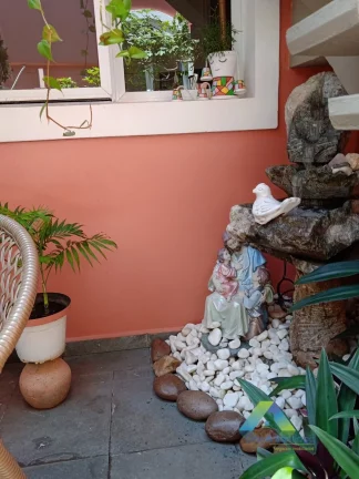Imagem SOBRADO À VENDA COM 3 DORMITÓRIOS E 2 BANHEIROS, COM PORTEIRA FECHADA EM SÃO JUDAS !
