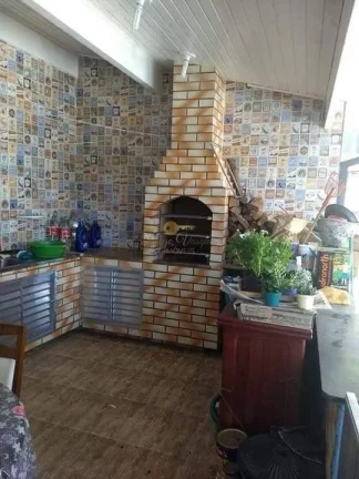 Imagem Casa para Venda em Teresópolis / RJ no bairro Fazendinha