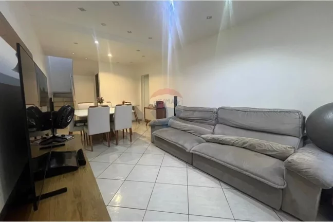 Imagem CASA Á VENDA COM 3 QUARTOS COM 168²m em Jardim Sulacap - Rio de janeiro