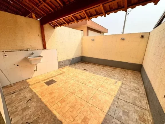 Imagem Sobrado com 2 dormitórios à venda, 118 m² por R$ 550.000,00 - Parque Santa Rosa - Suzano/SP