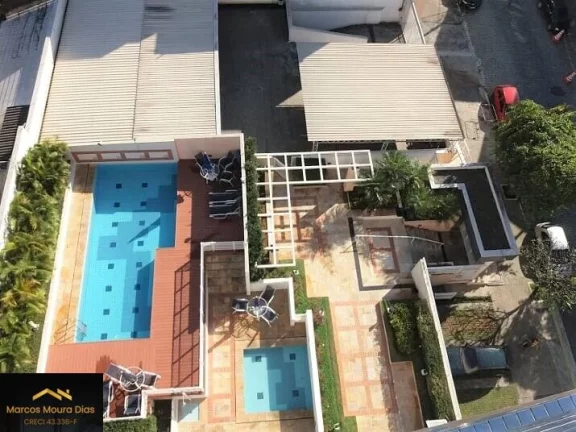Imagem Apartamento na Pompeia com 2 dormitórios (1 suíte) e 2 vagas, próximo ao Sesc Pompeia. Edifício com portaria 24h e lazer