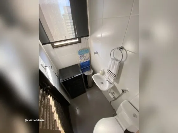 Imagem Apartamento com área total de 91,45m². A planta original era de 3 quartos, convertido em um aparta...