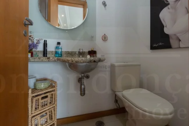 Imagem Apartamento à venda em Perdizes com 2 suítes, 3 vagas, 106m2