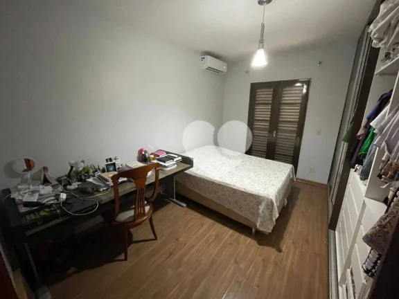Imagem SOBRADO 3 QUARTOS COM SUITE A VENDA JARDIM AMERICA