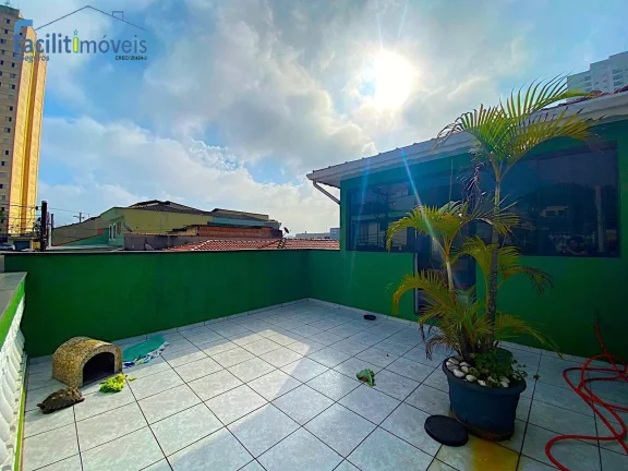 Imagem Excelente Sobrado com 4 quartos, 3 banheiros e 2 vagas cobertas