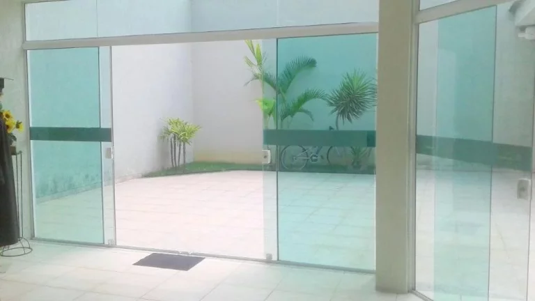 Imagem Sobrado residencial à venda, Jardim realce, Suzano, 100 metros da Rua general francisco glicério.