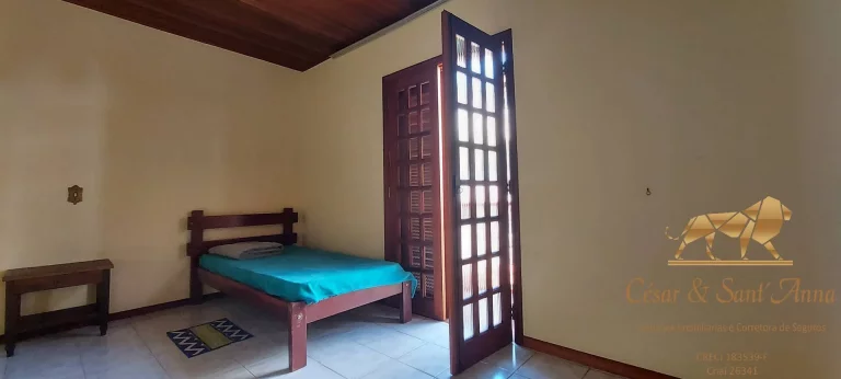 Imagem Linda casa com 04 dormitórios em Campos do Jordão! Oportunidade