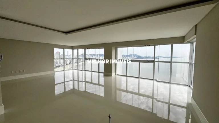Imagem Apartamento Frente Mar à venda com 4 suítes no centro de Balneário Camboriú