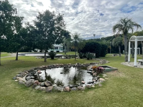 Imagem Terreno à venda, 598 m² - Jurerê Internacional - Florianópolis/SC