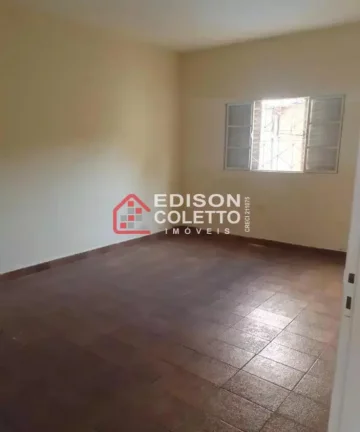 Imagem Pronto para Morar - Excelente casa à venda de vila no Centro de Piracicaba!!