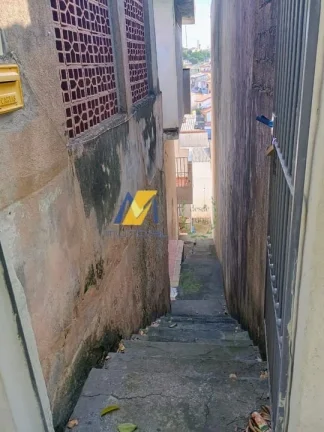 Imagem Oportunidade rara: casas simples com excelente potencial de investimento!
