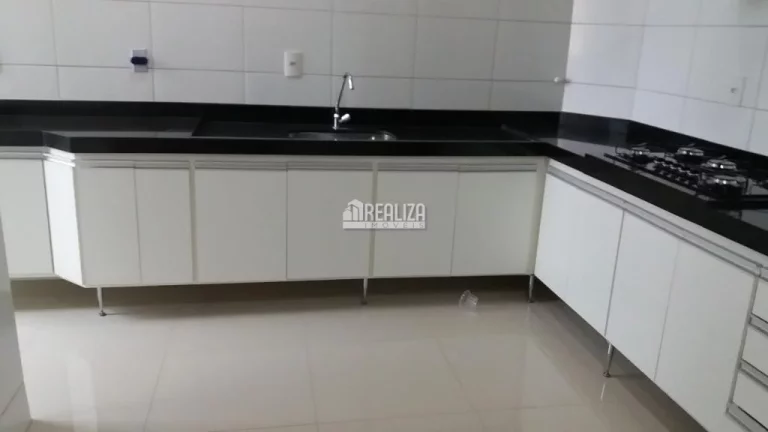 Imagem Apartamento à venda no bairro Santa Maria, Uberaba - 3 dormitórios e móveis planejados