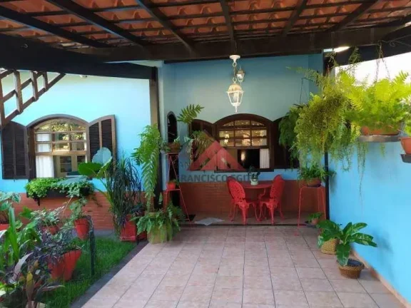 Imagem Casa com 2 dormitórios à venda, 90 m² por R$ 350.000,00 - Várzea das Moças - São Gonçalo/RJ
