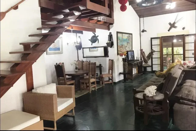 Imagem Casa em Condomínio para Venda em Ubatuba / SP no bairro Horto Florestal