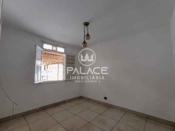 Imagem Excelente casa térrea com localização privilegiada no bairro Paulista em Piracicaba SP.
 Imóvel ...