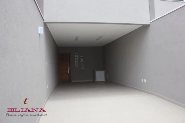 Imagem Sobrado à venda em São Paulo, Jardim Regina, com 3 quartos, 160m²