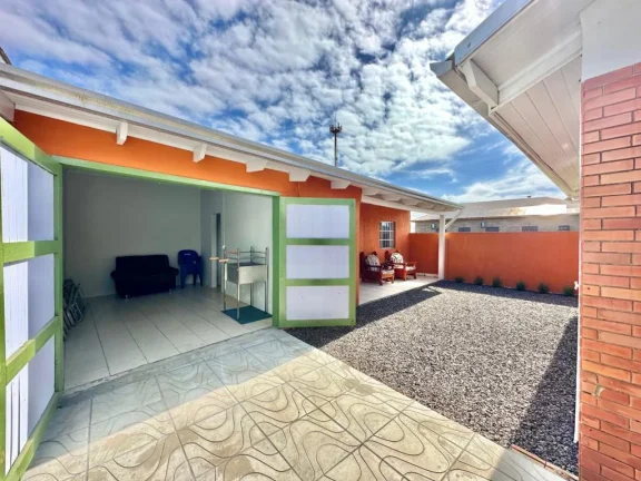 Imagem Casa 2 Dormitórios - Bairro Araçá