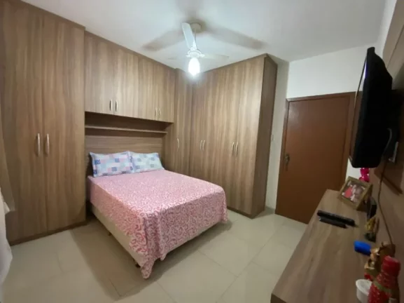 Imagem Sobrado à venda, 232 m² por R$ 530.000,00 - Calmon Viana - Poá/SP