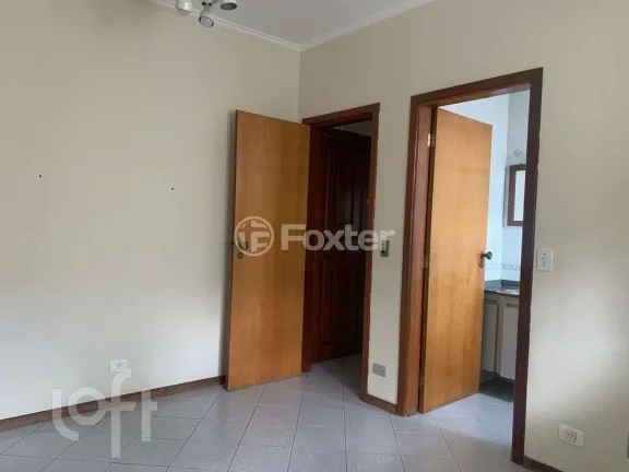 Imagem Apartamento 98M², 2Q, 1 Suíte, 2 Banheiros, 1 Vaga, Salão de Festas, Armários, Ventilador de Teto.