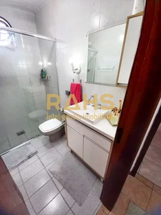 Imagem Ótima Residência Plana Com Piscina! Conforto e privacidade definem essa linda casa plana à venda ...