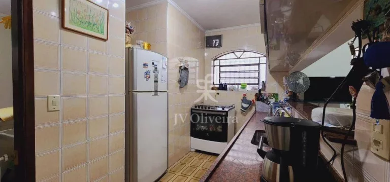 Imagem Sobrado à venda, 204 m² com 4 dormitórios, 2 suítes, 4 banheiros, 2 vagas - Jardim das Vertentes - São Paulo/SP