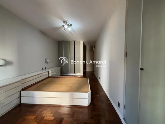 Imagem Apartamento à venda no Cambuí, em localização privilegiada ao lado do Centro de Convivência. Co...