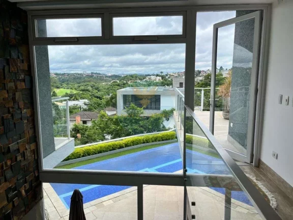 Imagem Casa em Condomínio a Venda no bairro Granja Viana - Cotia, SP